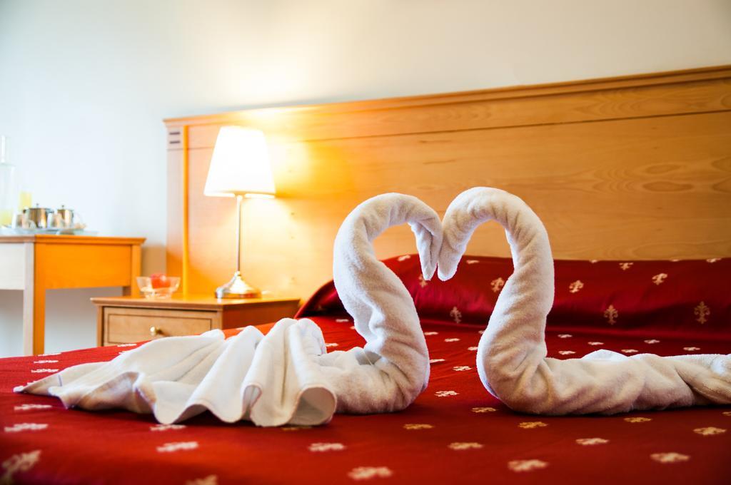 Residencial Do Areeiro Hotel Lisbon Room photo